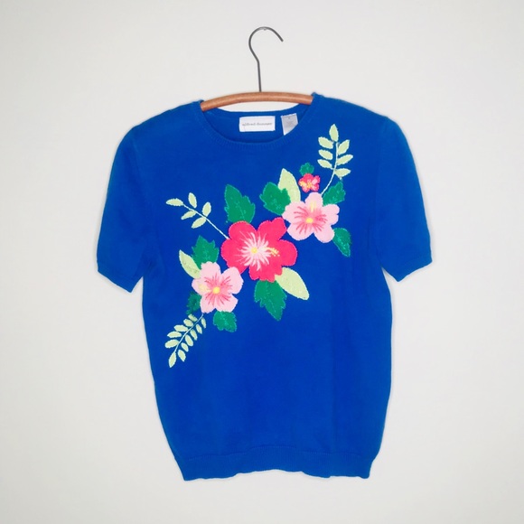 Vintage Sweaters - Vintage Retro 90’s Embroidered Floral Sweater